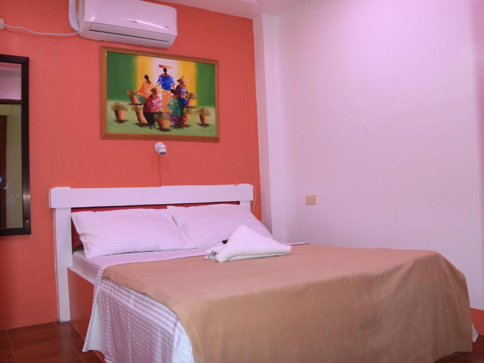 Badladz Beach And Dive Resort Puerto Galera Habitación foto