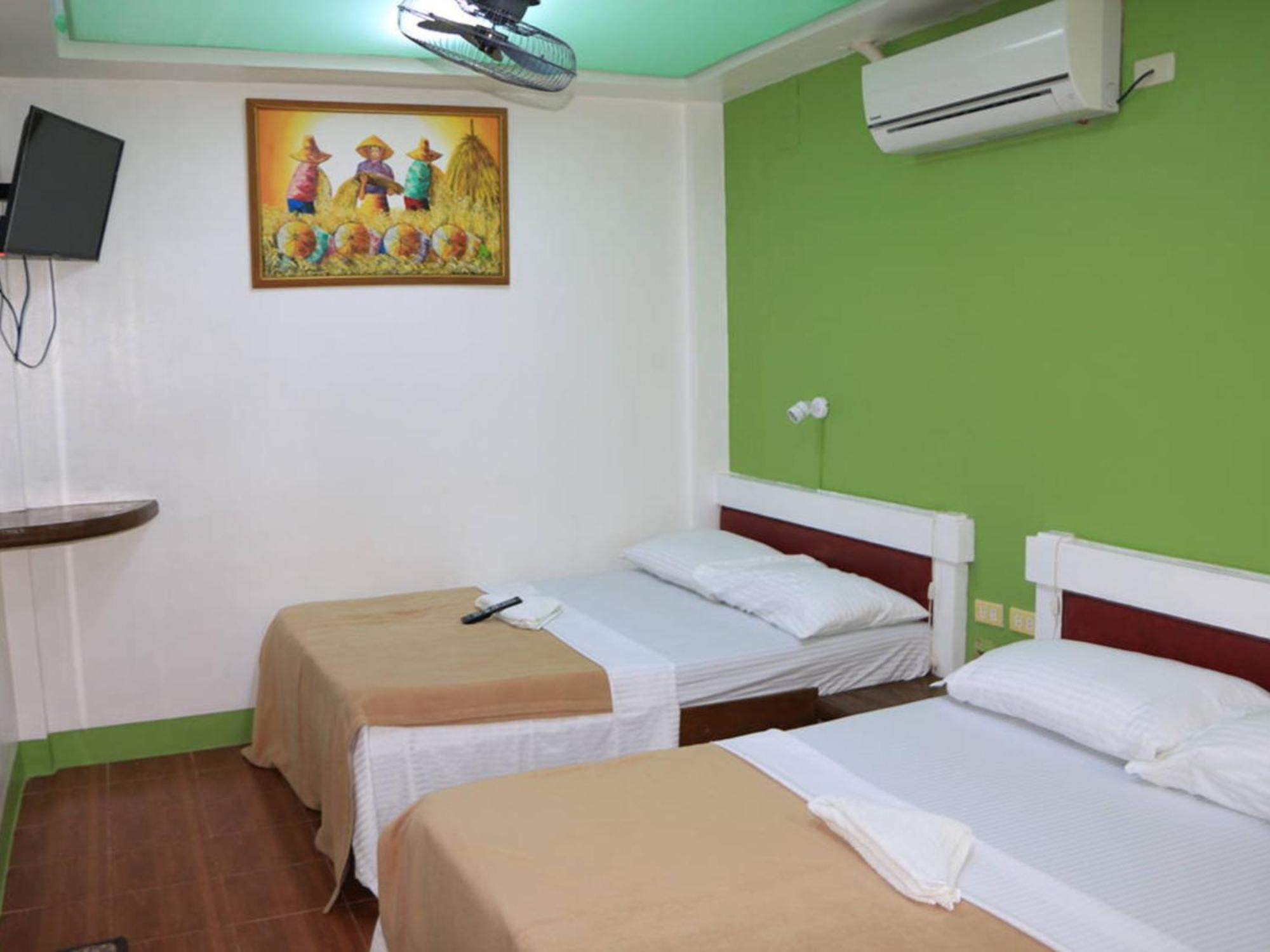 Badladz Beach And Dive Resort Puerto Galera Habitación foto