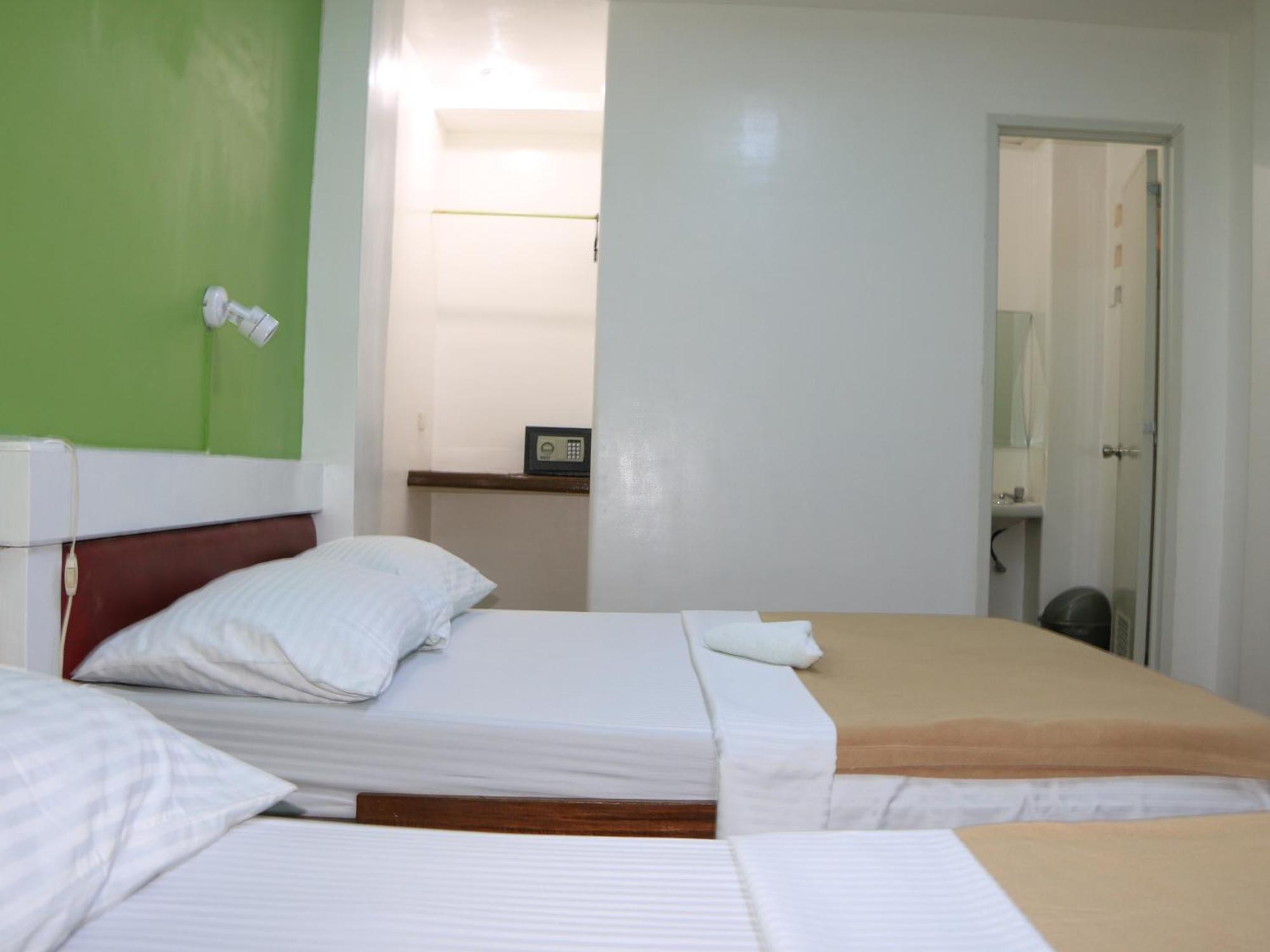 Badladz Beach And Dive Resort Puerto Galera Habitación foto