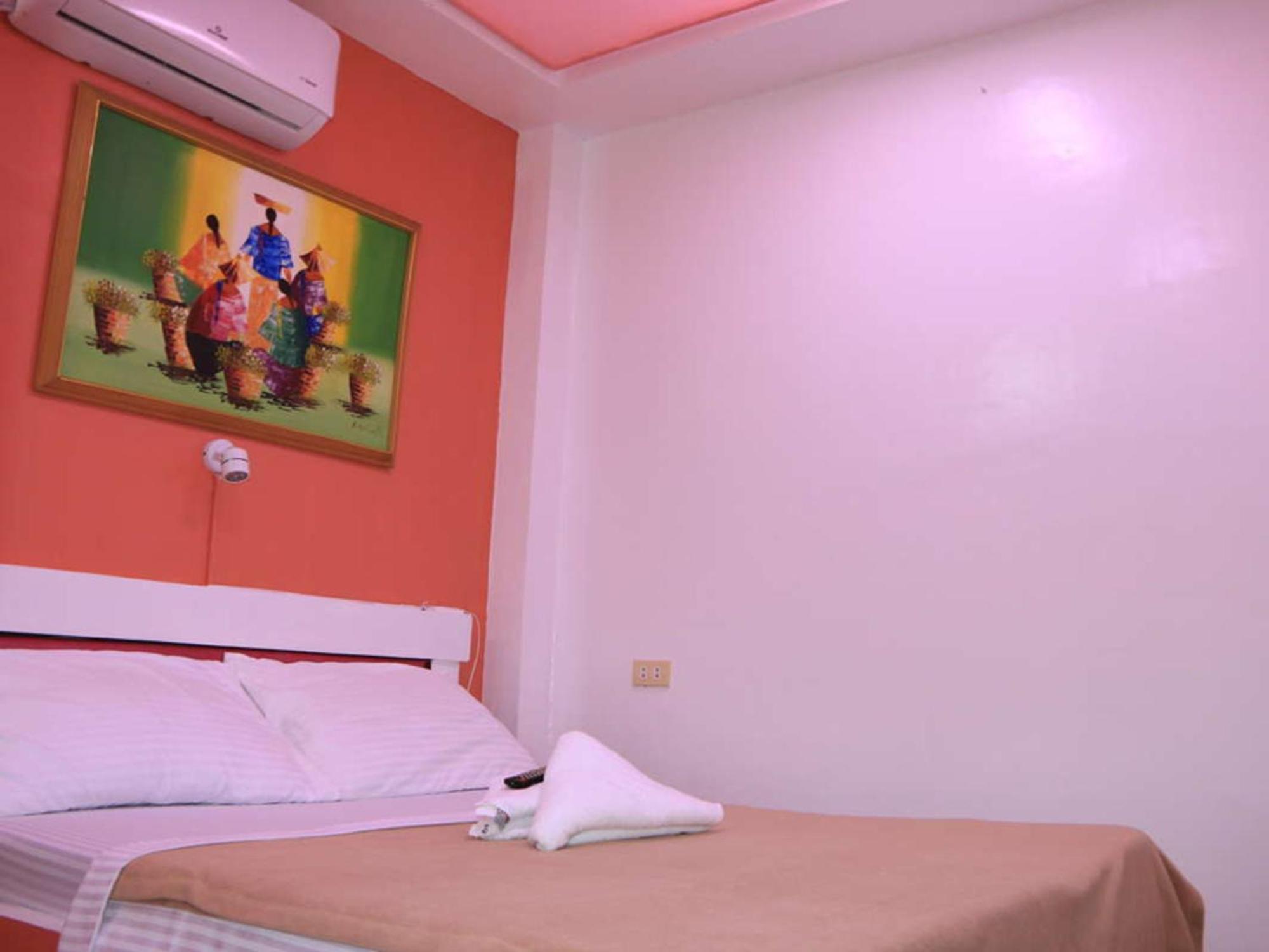 Badladz Beach And Dive Resort Puerto Galera Habitación foto